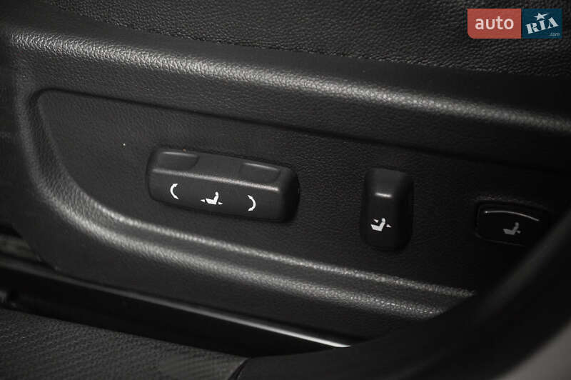 Седан Kia Optima 2015 в Одессе