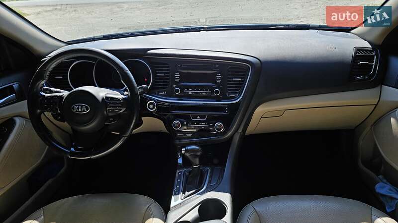 Седан Kia Optima 2015 в Богодухове