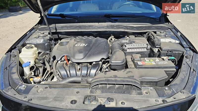 Седан Kia Optima 2015 в Богодухове