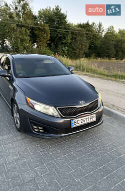 Седан Kia Optima 2014 в Львове