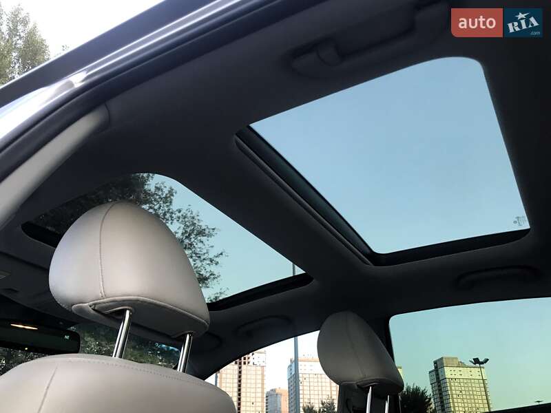 Седан Kia Optima 2014 в Києві