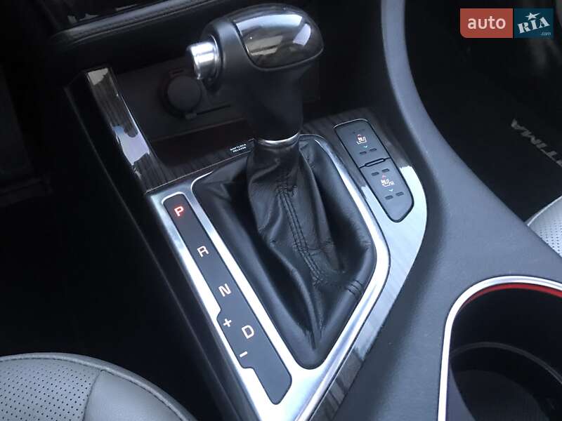 Седан Kia Optima 2014 в Києві