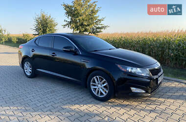 Седан Kia Optima 2012 в Виннице