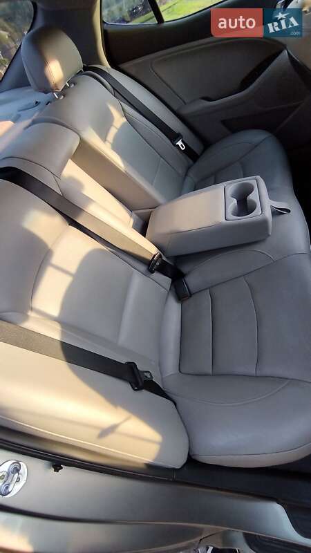 Седан Kia Optima 2015 в Києві фото 34 Седан Kia Optima 2015 в Києві