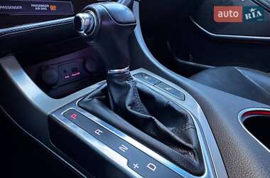 Седан Kia Optima 2015 в Днепре