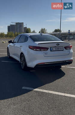 Седан Kia Optima 2017 в 