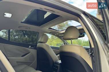 Седан Kia Optima 2013 в 