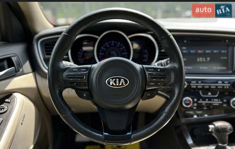 Седан Kia Optima 2014 в Львове