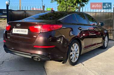 Седан Kia Optima 2015 в 