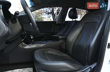 Седан Kia Optima 2012 в 