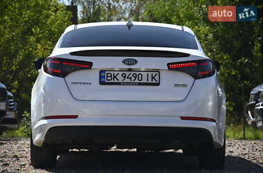 Седан Kia Optima 2012 в 