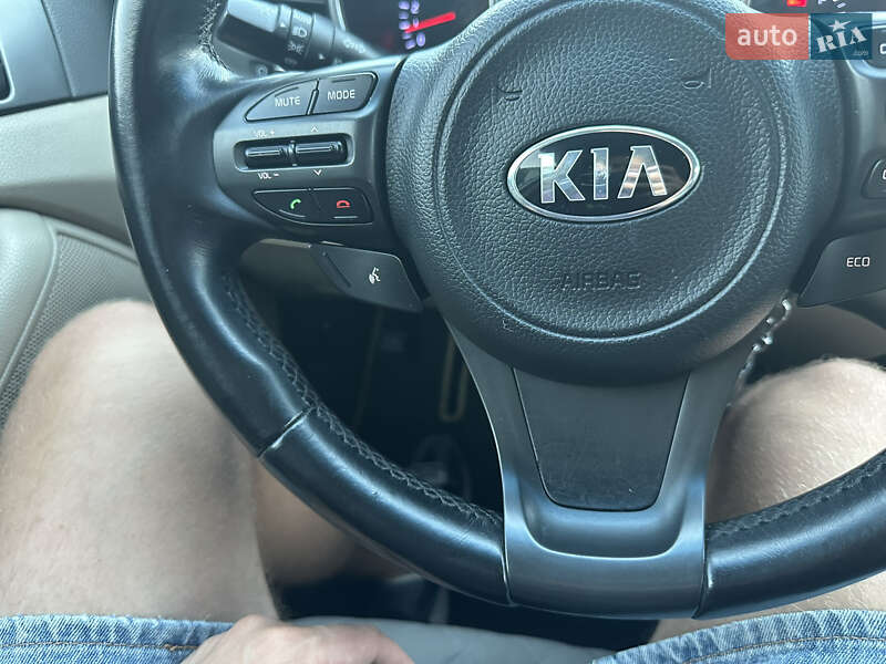 Седан Kia Optima 2013 в Нежине