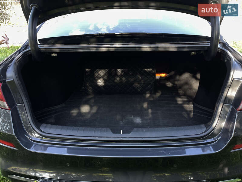 Седан Kia Optima 2018 в Тернополі