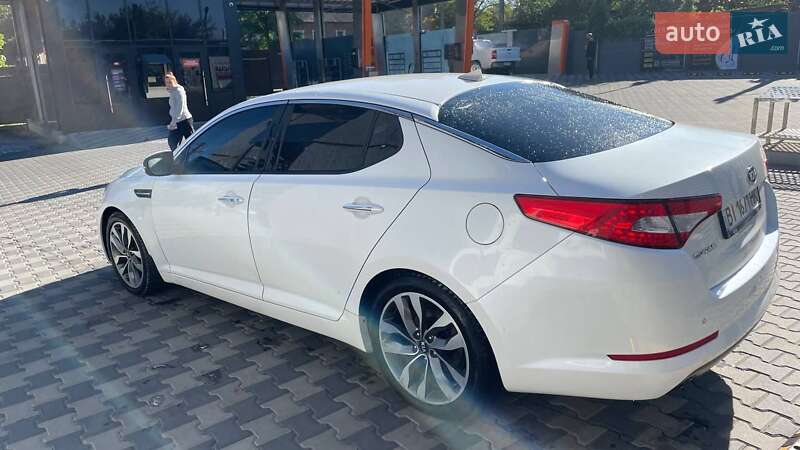 Седан Kia Optima 2012 в Харькове