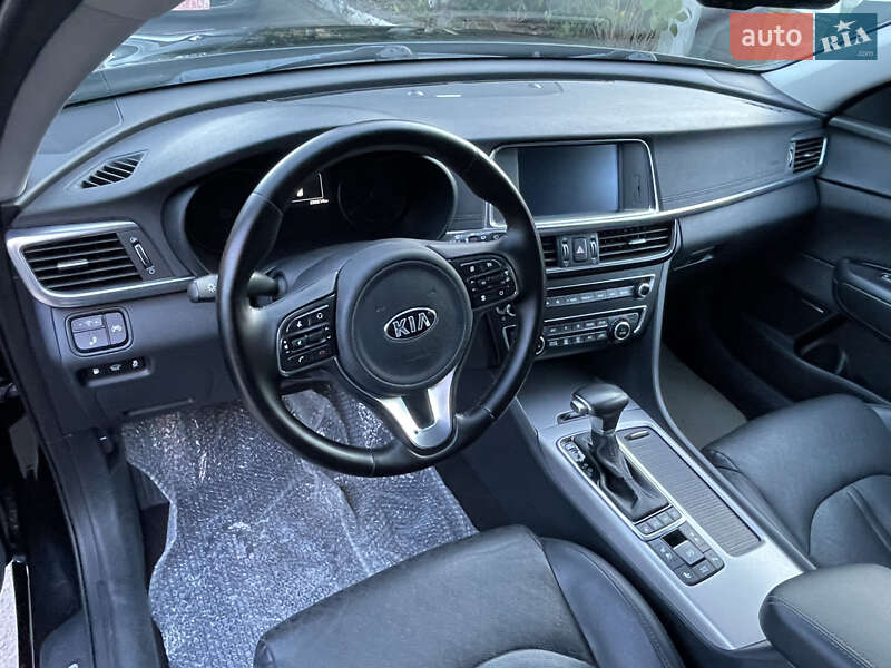 Универсал Kia Optima 2017 в Ровно