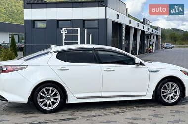 Седан Kia Optima 2015 в 