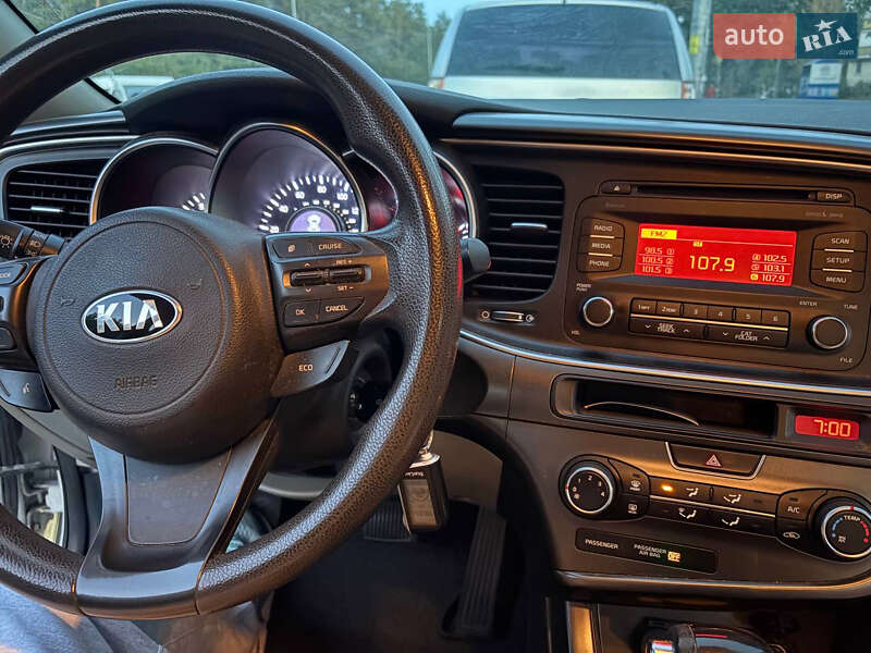 Седан Kia Optima 2014 в Києві