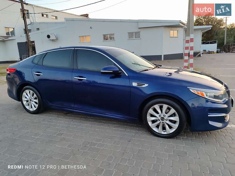 Седан Kia Optima 2016 в Кременчуге