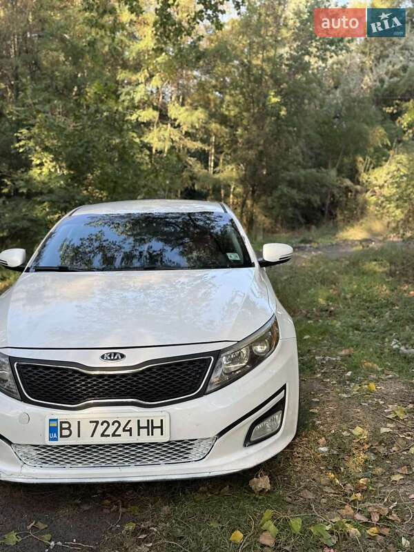 Седан Kia Optima 2014 в 