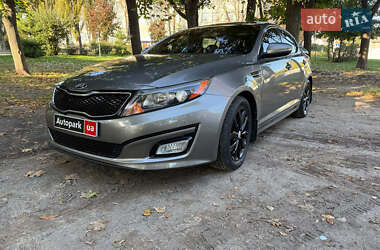 Седан Kia Optima 2015 в Києві