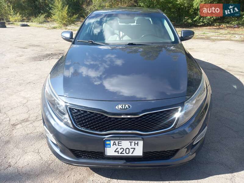 Седан Kia Optima 2014 в Кривом Роге
