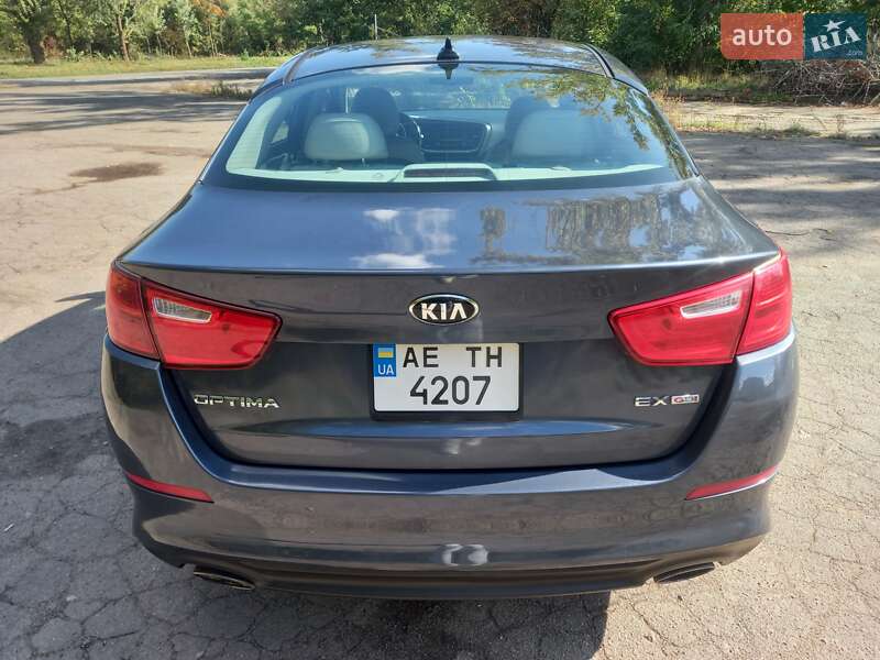 Седан Kia Optima 2014 в Кривом Роге