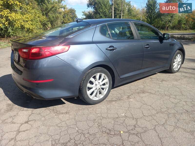 Седан Kia Optima 2014 в Кривом Роге