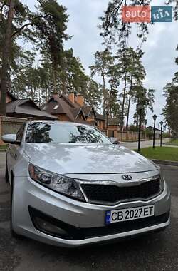 Седан Kia Optima 2012 в Чернигове