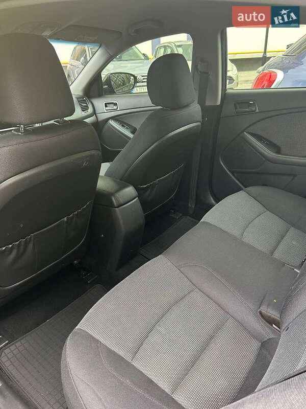 Седан Kia Optima 2014 в Києві фото 18 Седан Kia Optima 2014 в Києві