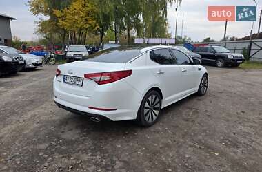 Седан Kia Optima 2013 в 