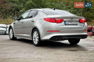 Седан Kia Optima 2014 в 
