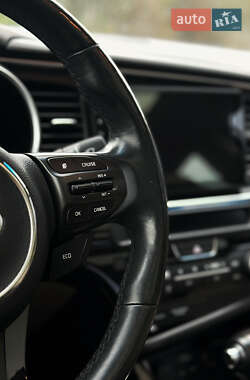 Седан Kia Optima 2014 в 