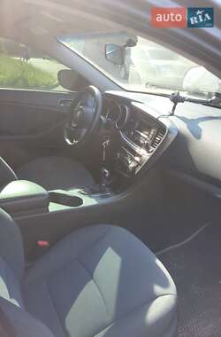 Седан Kia Optima 2015 в  фото 4 Седан Kia Optima 2015 в
