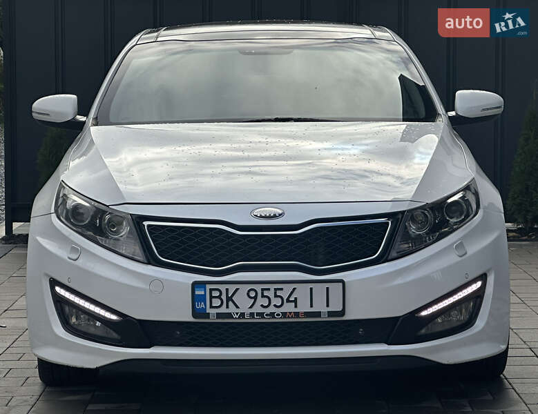 Седан Kia Optima 2012 в Рівному