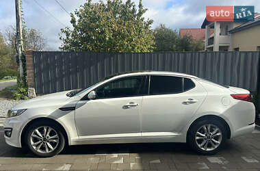 Седан Kia Optima 2012 в 
