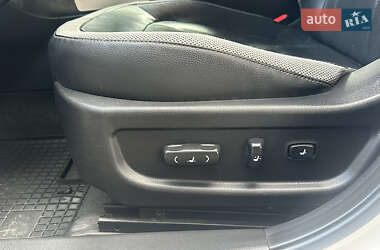 Седан Kia Optima 2012 в 