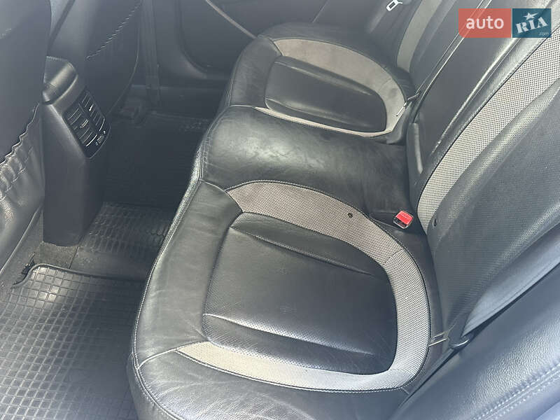 Седан Kia Optima 2012 в Рівному