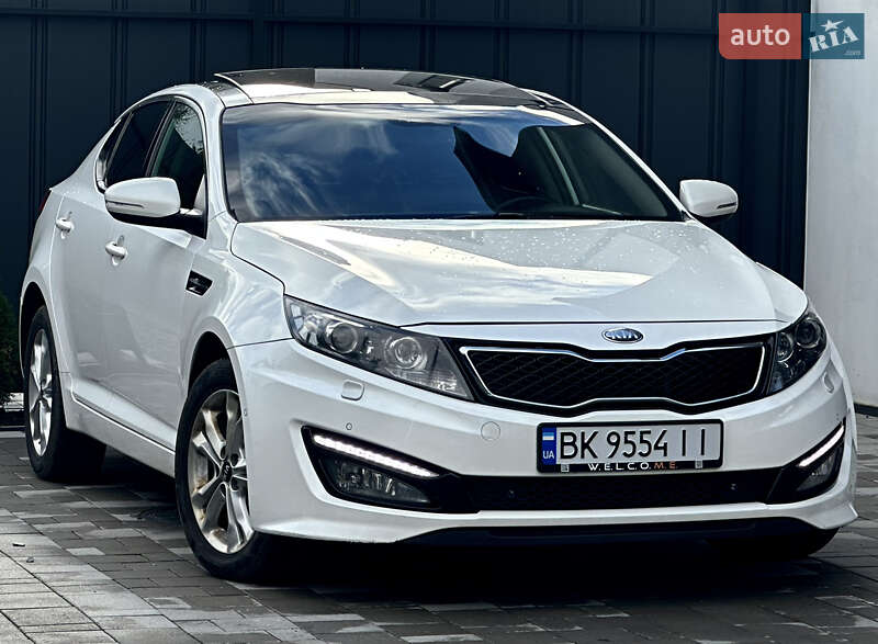 Седан Kia Optima 2012 в Рівному