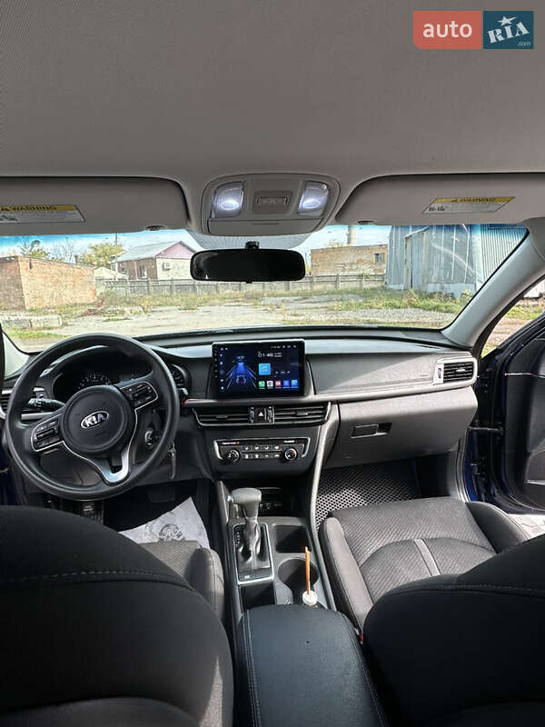 Седан Kia Optima 2016 в Виннице