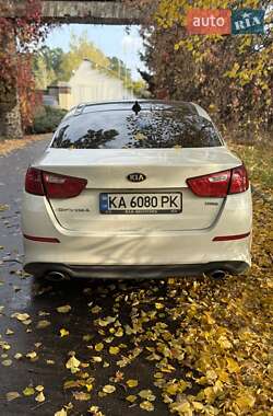 Седан Kia Optima 2014 в 