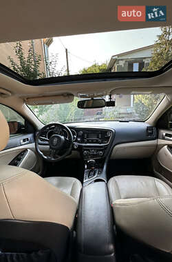 Седан Kia Optima 2014 в 