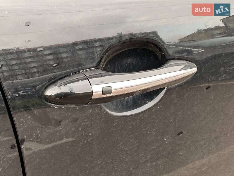 Седан Kia Optima 2014 в Киеве