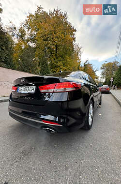 Седан Kia Optima 2017 в  фото 5 Седан Kia Optima 2017 в