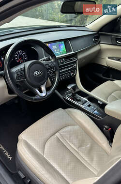 Седан Kia Optima 2017 в  фото 35 Седан Kia Optima 2017 в