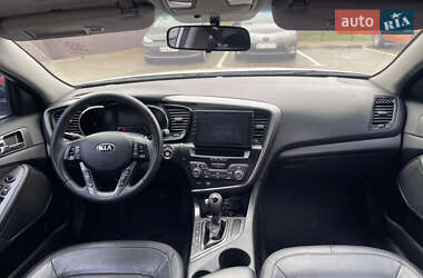 Седан Kia Optima 2012 в 