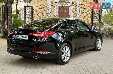 Седан Kia Optima 2012 в 