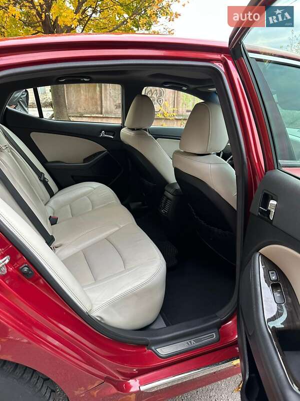 Седан Kia Optima 2013 в Києві фото 27 Седан Kia Optima 2013 в Києві