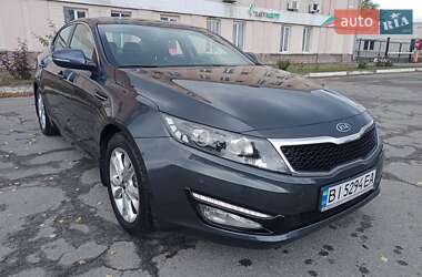 Седан Kia Optima 2012 в Полтаве