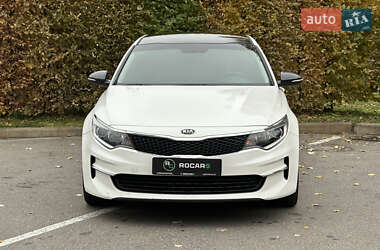 Седан Kia Optima 2016 в 