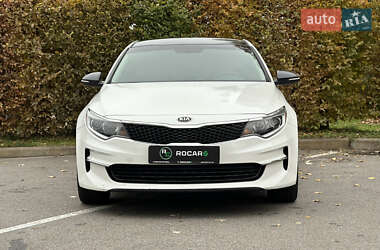Седан Kia Optima 2016 в 